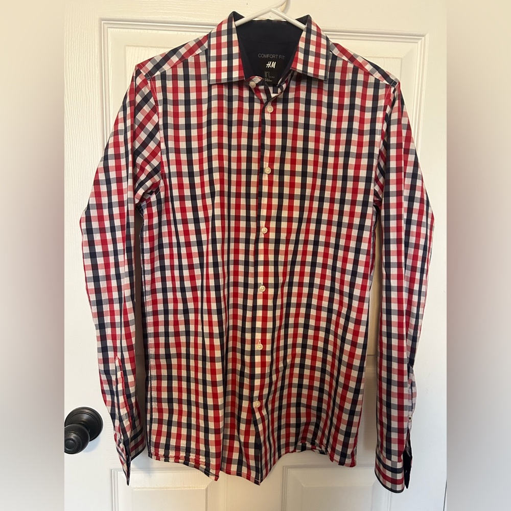H&M Men’s Comfort Fit Tartan Plaid Poplin Casual Button Down Red White Blue